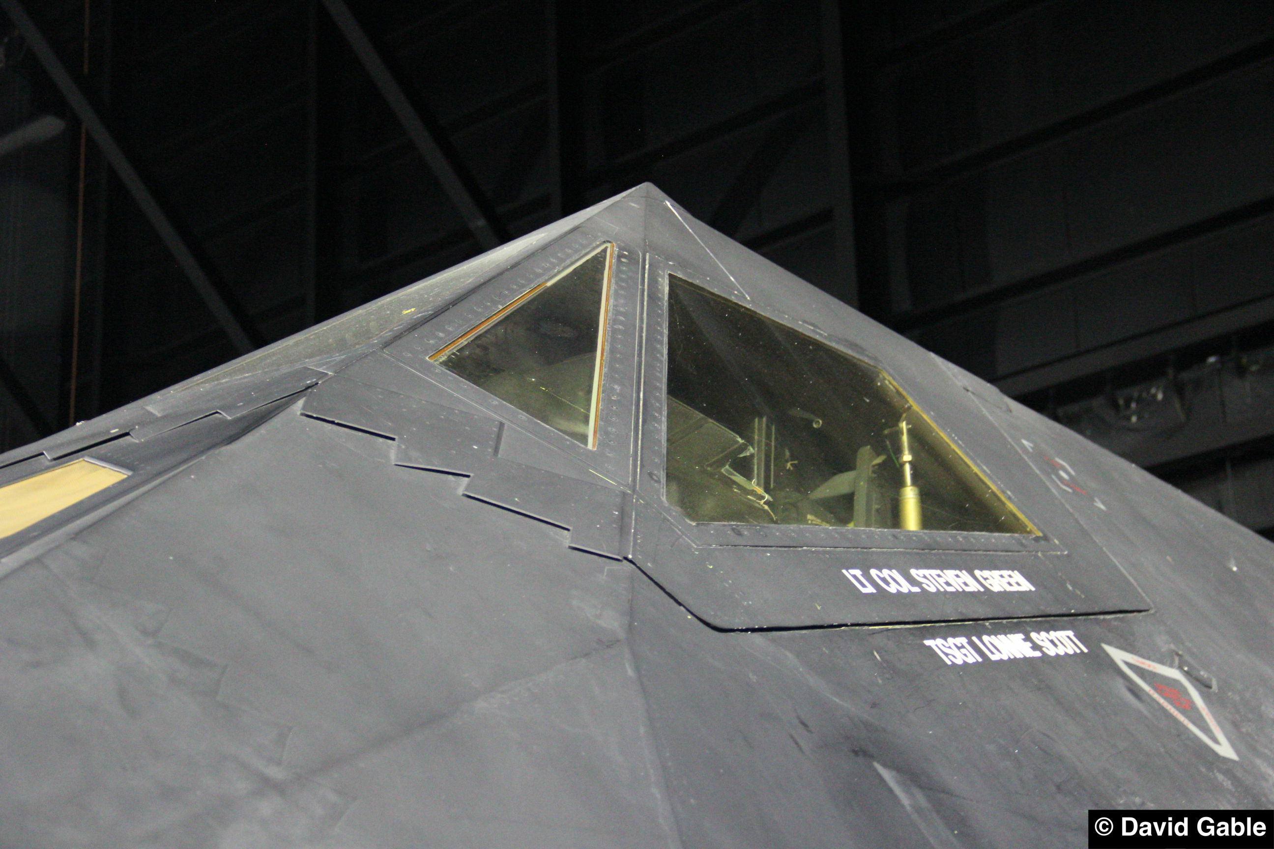 F-117A