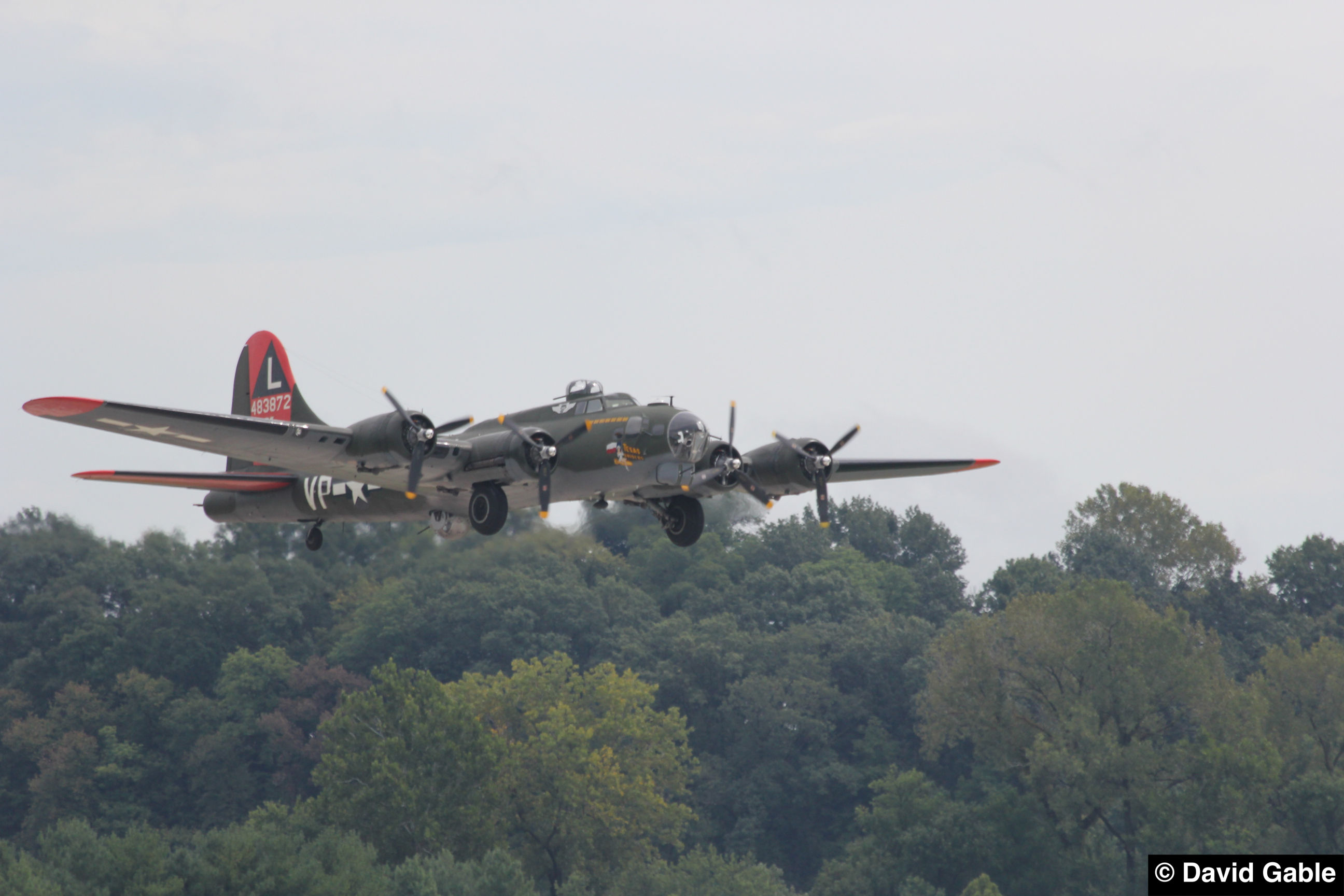 B-17G-Texas-Raiders