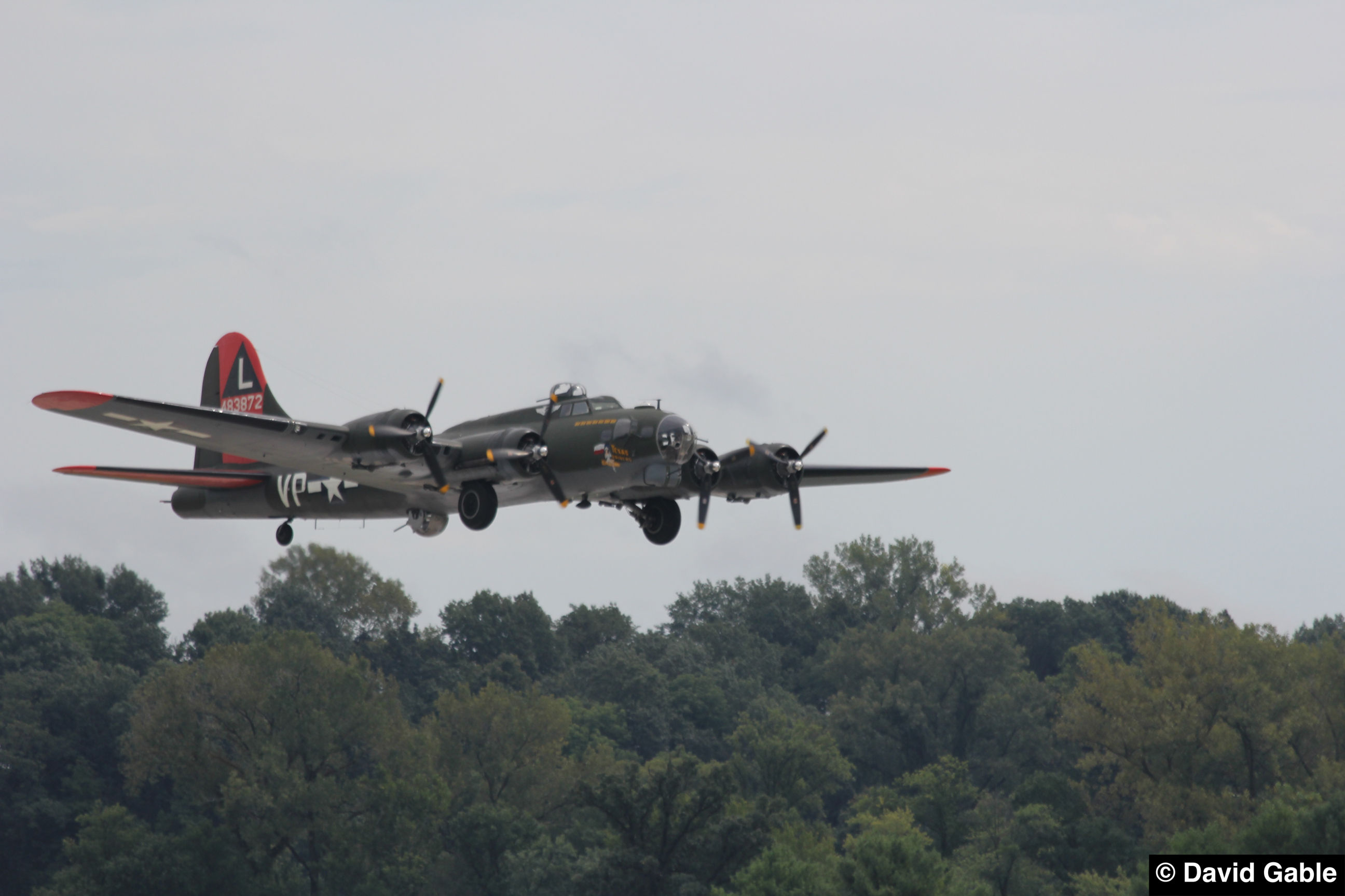 B-17G-Texas-Raiders