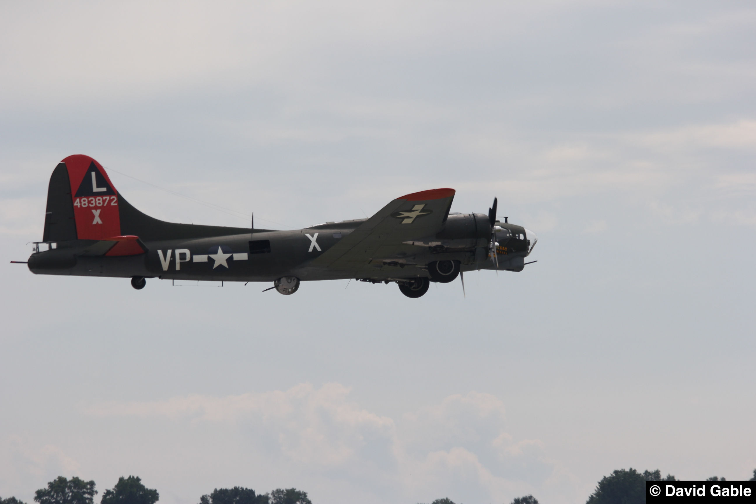 B-17G-Texas-Raiders