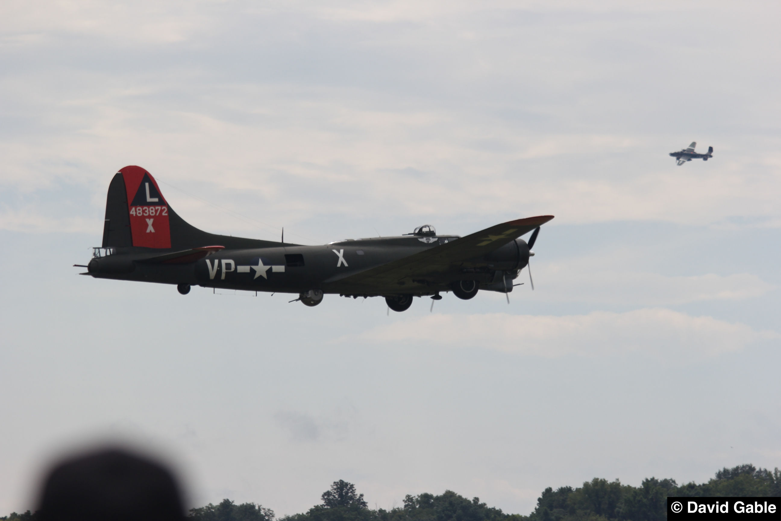 B-17G-Texas-Raiders