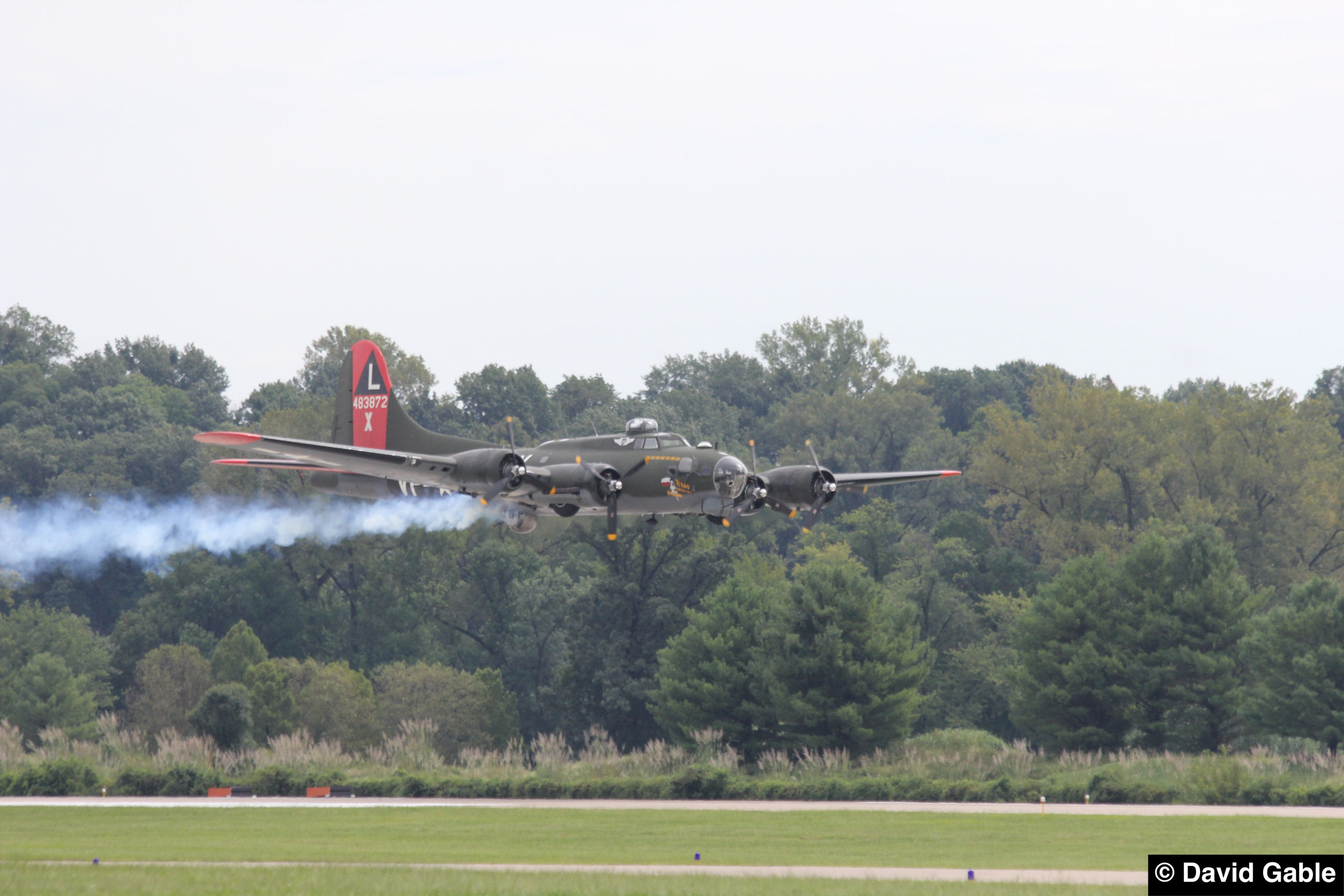 B-17G-Texas-Raiders