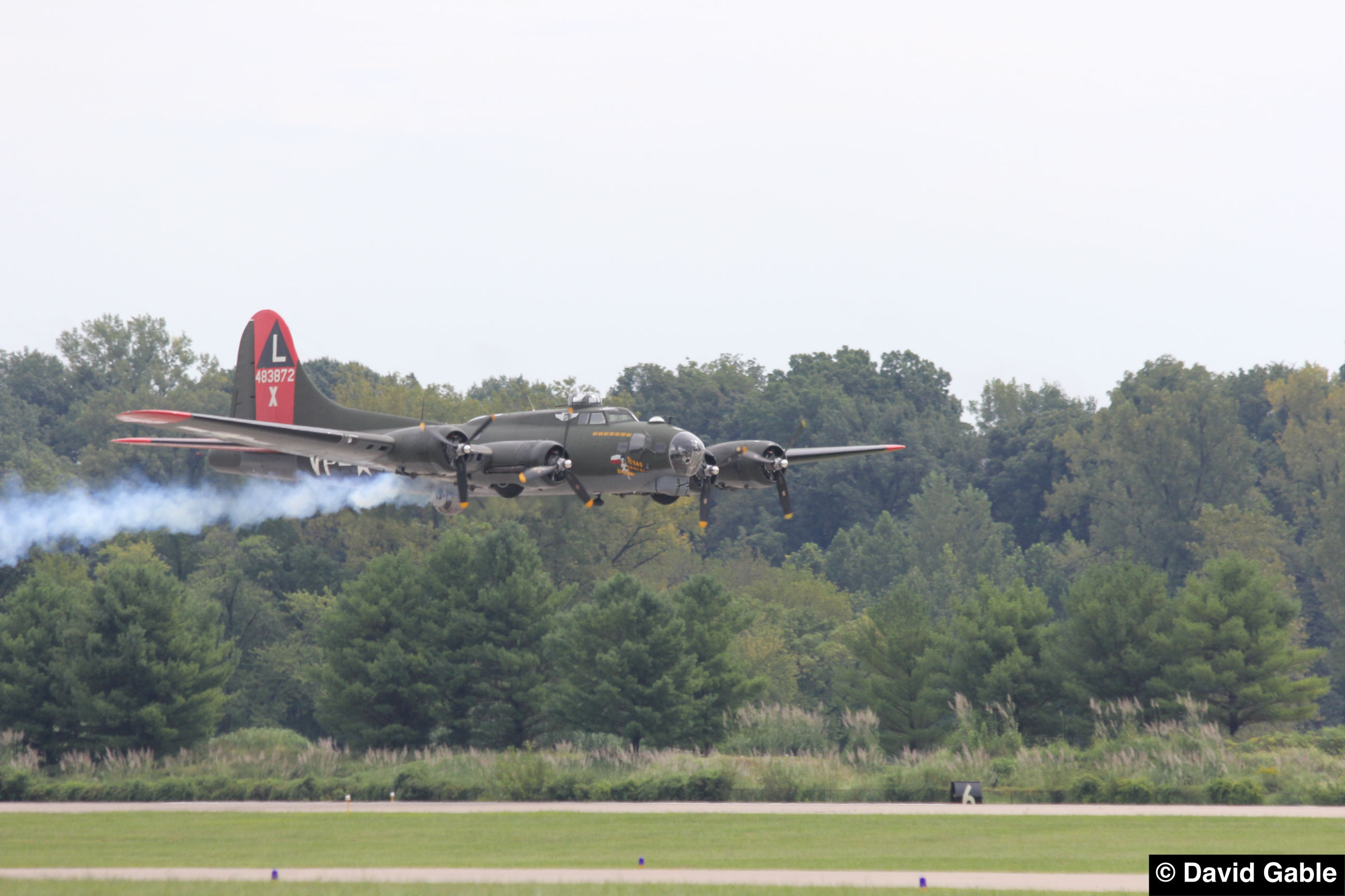 B-17G-Texas-Raiders